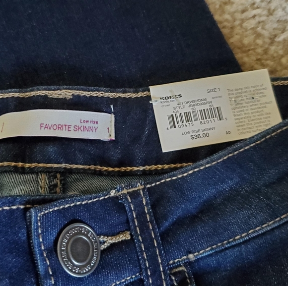 Low Rise Skinny Jeans - Picture 2 of 8